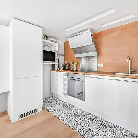 Le Nuage - 4p - 2br - & Paris Apartment